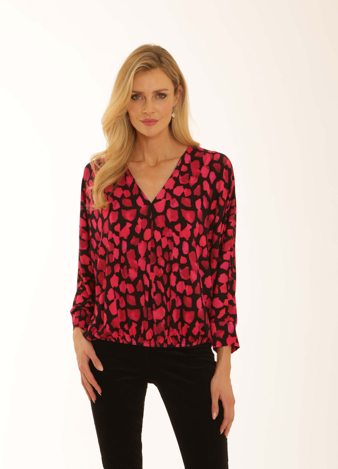 Pomodoro 42550 Pebble Print V-Neck Top Pink