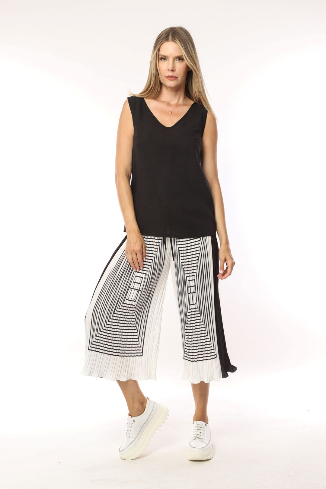 I.nco 5098 Black White Pleat Trouser