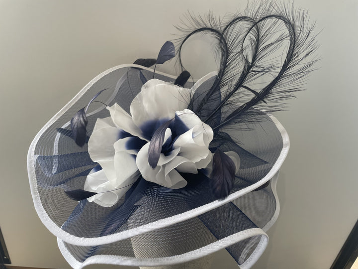 Lola Hat Hire Hatinator