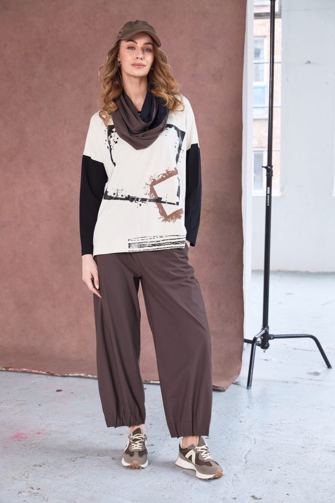 Naya NAW25153 BLACK Tuck Hem Wide Leg Trousers 09