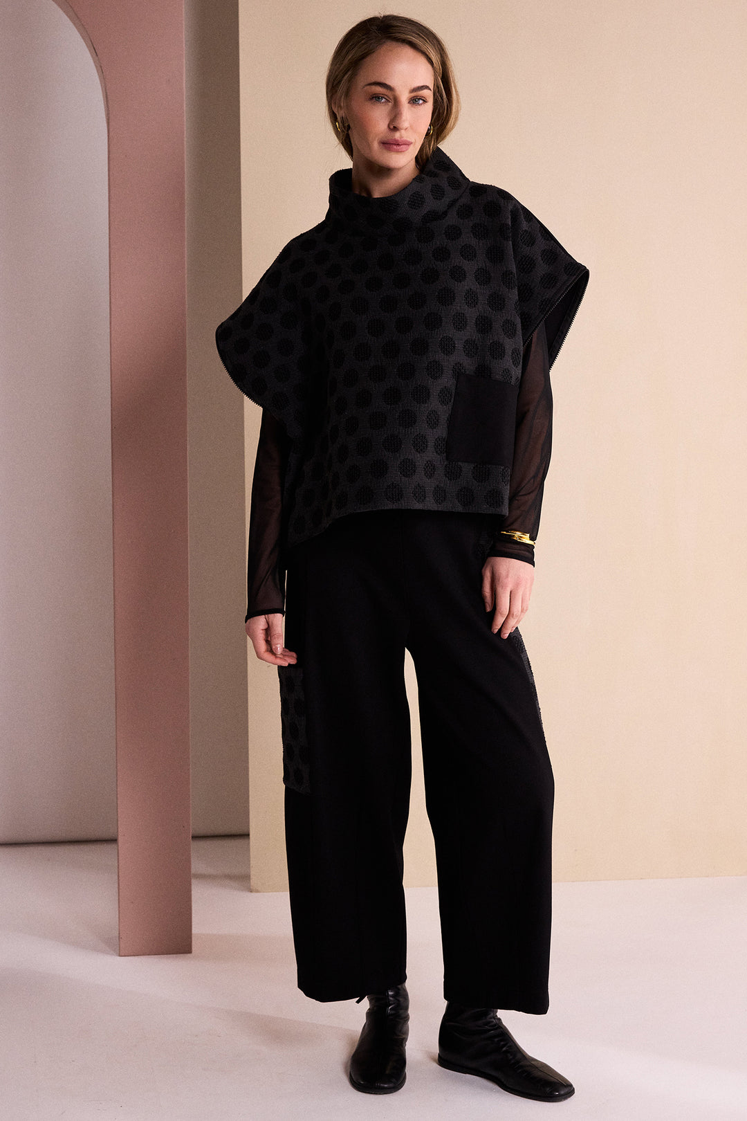 Naya Black/Grey Wide Leg Trouser With Jacquard Spot Side Panel And Pocket, flat lay