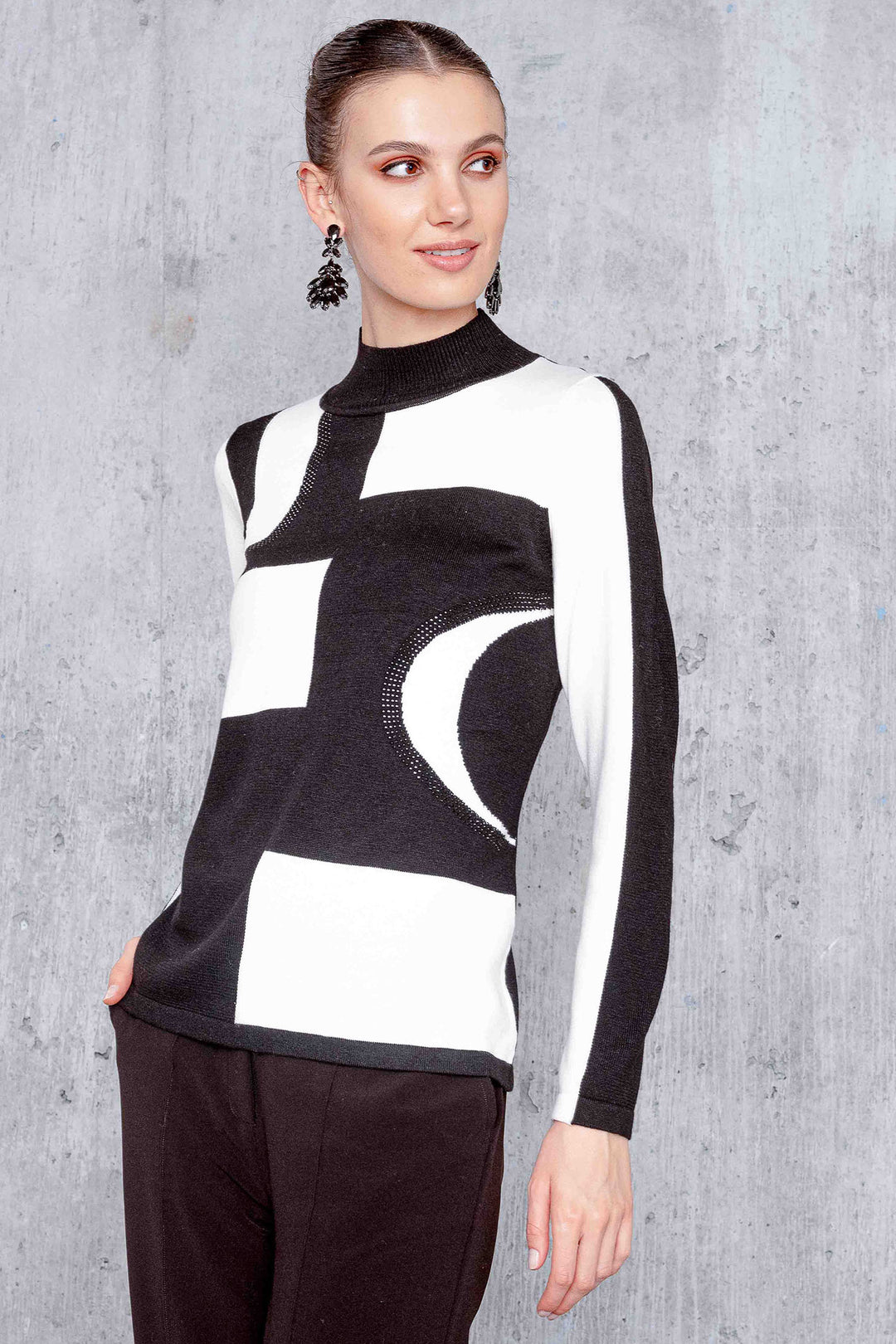 Alison Sheri A44378 Black White Geometric Pattern Jumper - Rouge Boutique