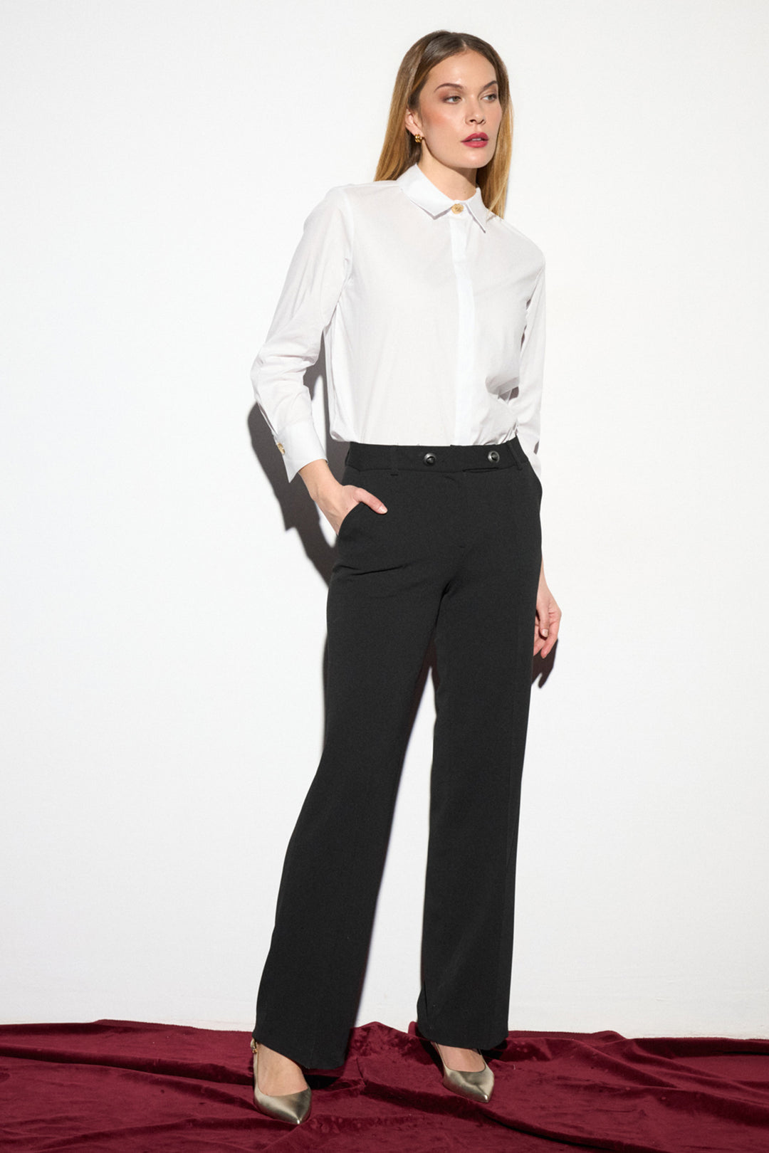 Bariloche Caliu Black Trousers, front