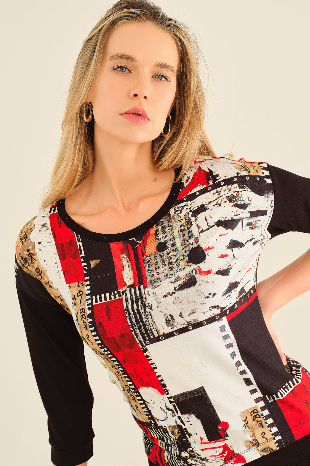 Dolcezza 75642 Red Black Beige Carol-Staub-Bookworn Print Top