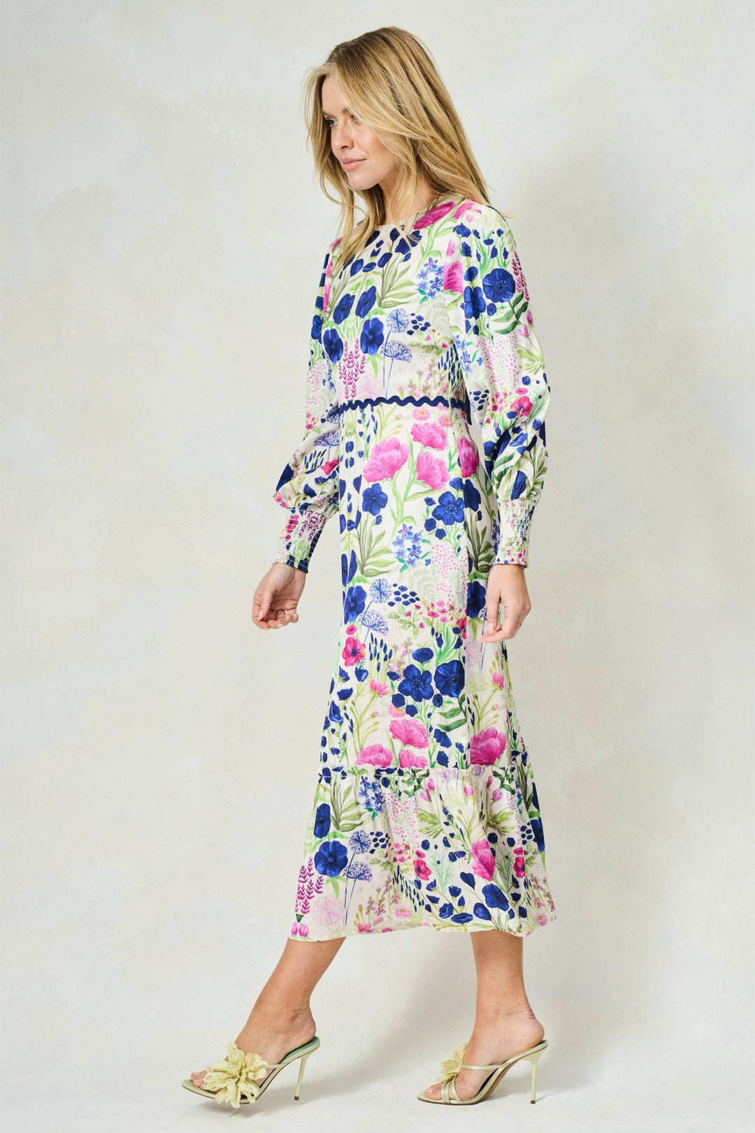 Hope &amp; Ivy Caroline Off-White Multi Floral Print Dress
