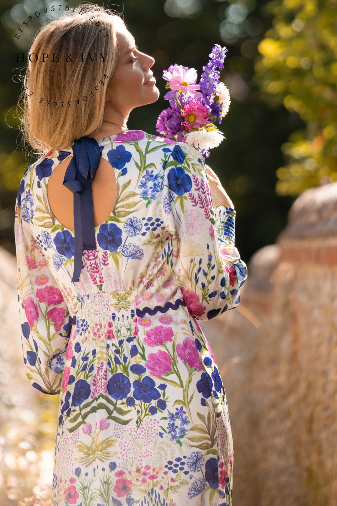 Hope &amp; Ivy Caroline Off-White Multi Floral Print Dress