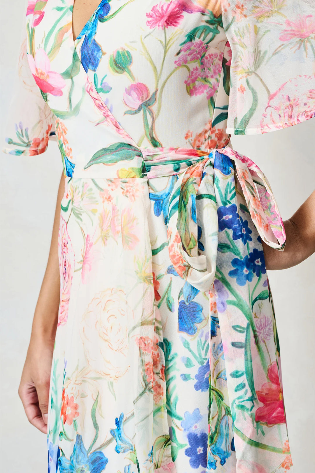 Hope &amp; Ivy Michelle Cream Multi Floral Print Flutter Sleeve Dress