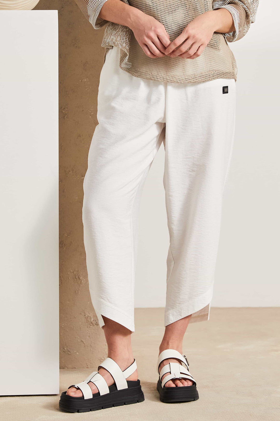 Naya NAS25-217 01 White Cropped Trousers - Rouge Boutique