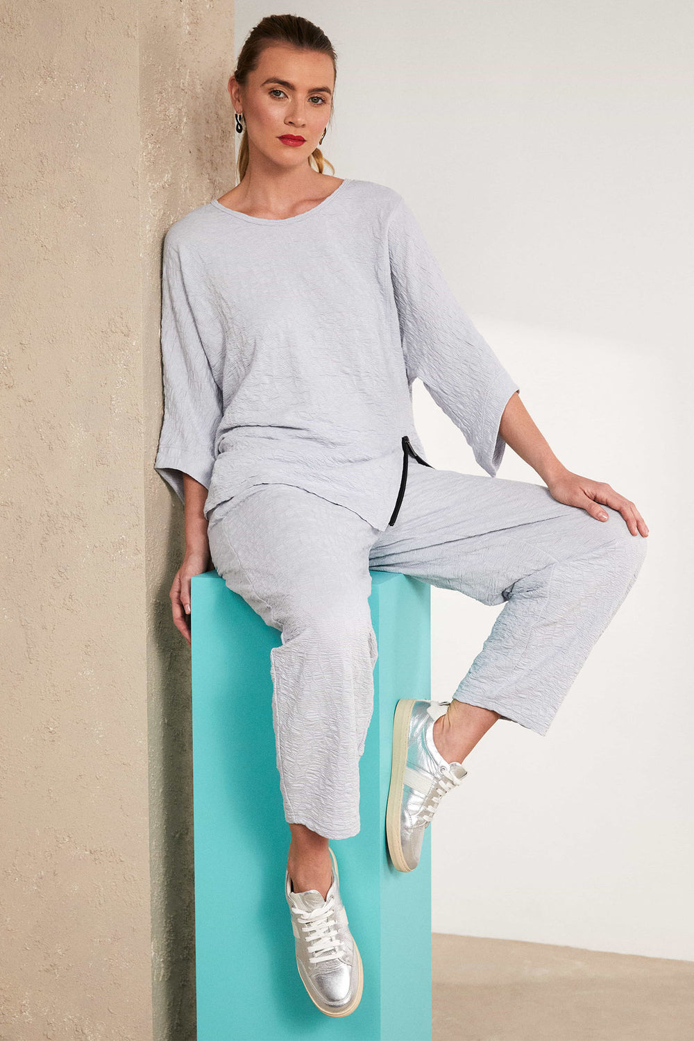 Naya NAS25-221 85 Grey Textured Top - Rouge Boutique
