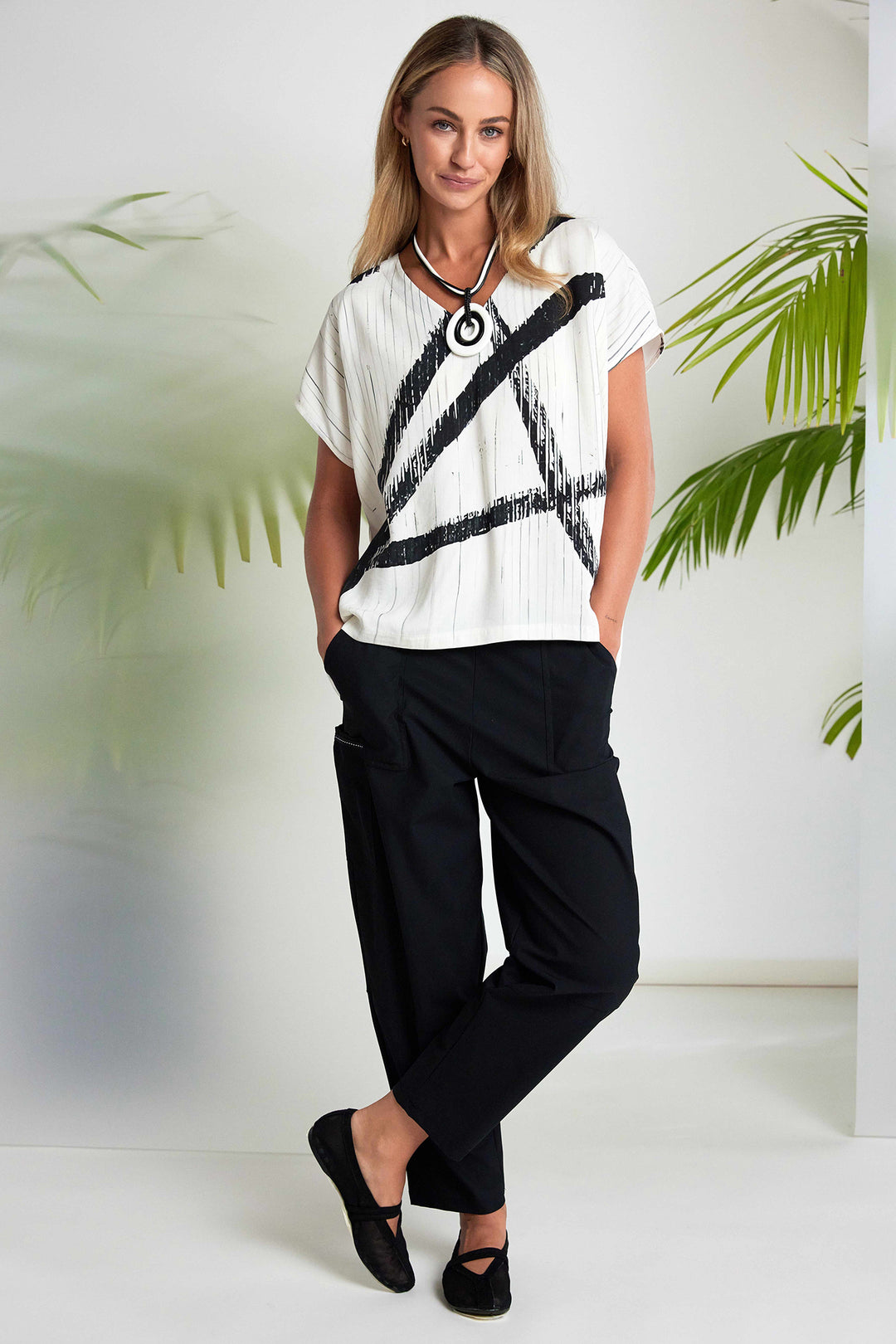 Naya NAS26319 129 Off-White Black Print Short Sleeve Top