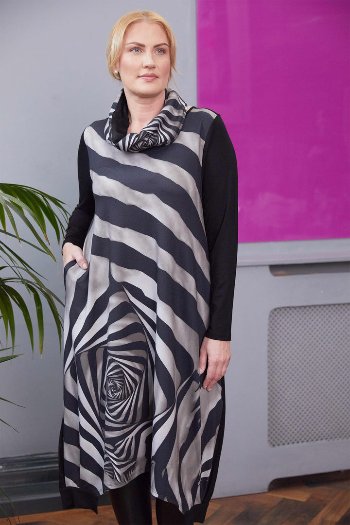Ora ORW25167 Black Infinity Print Cut Away Hem Dress & Neck Scarf 779
