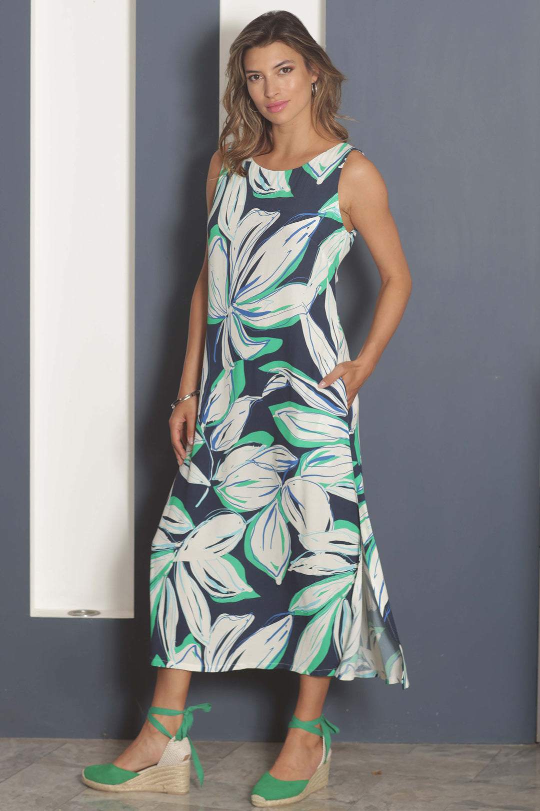 Pomodoro 12504 Navy Darcy Print Long Sleeveless Dress - Rouge Boutique