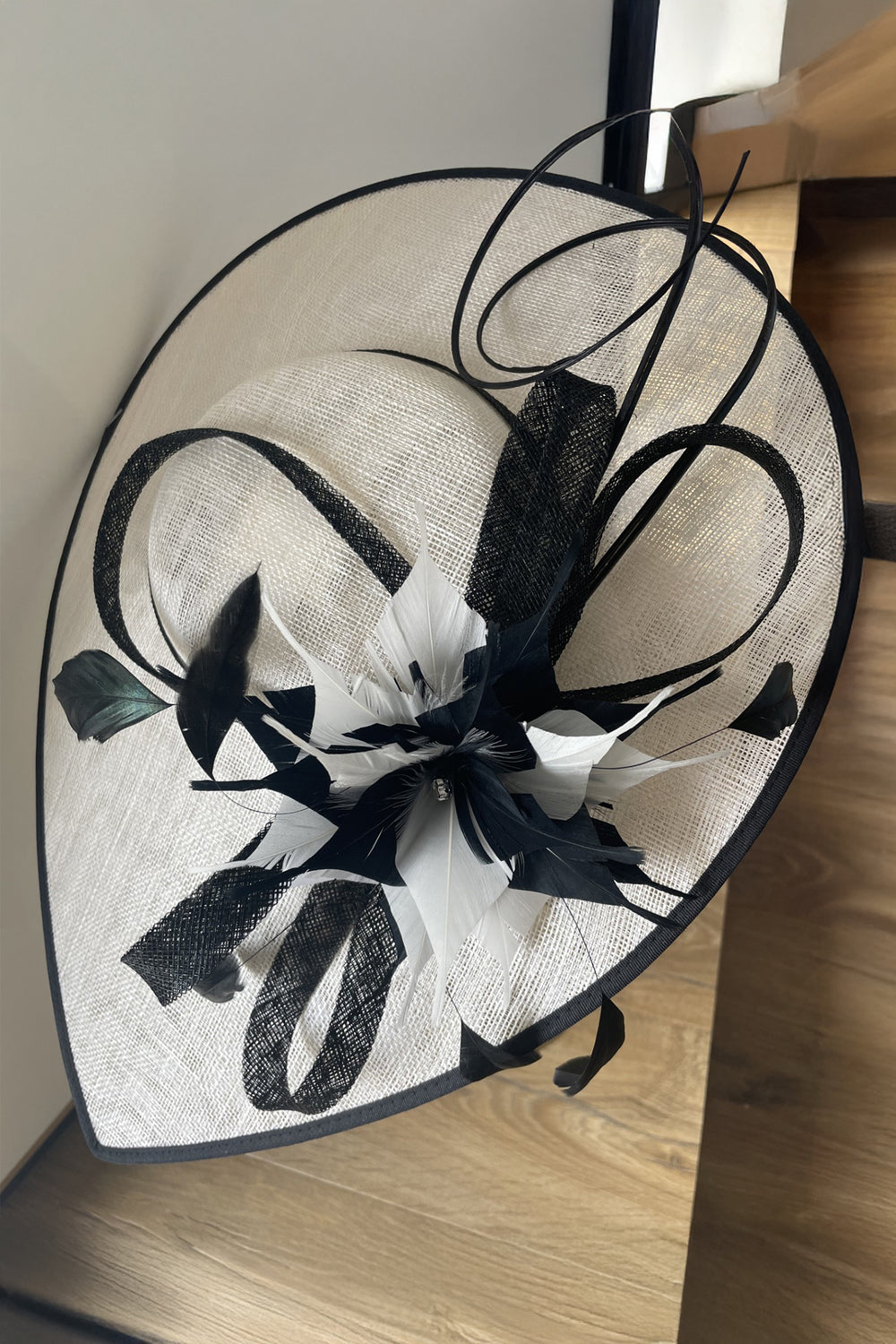 Sophie Hat Hire Hatinator White Black - Rouge Boutique Inverness