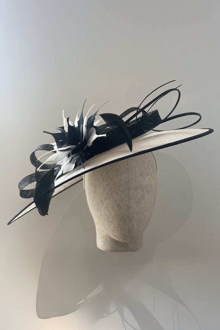 Sophie Hat Hire Hatinator White Black - Rouge Boutique Inverness