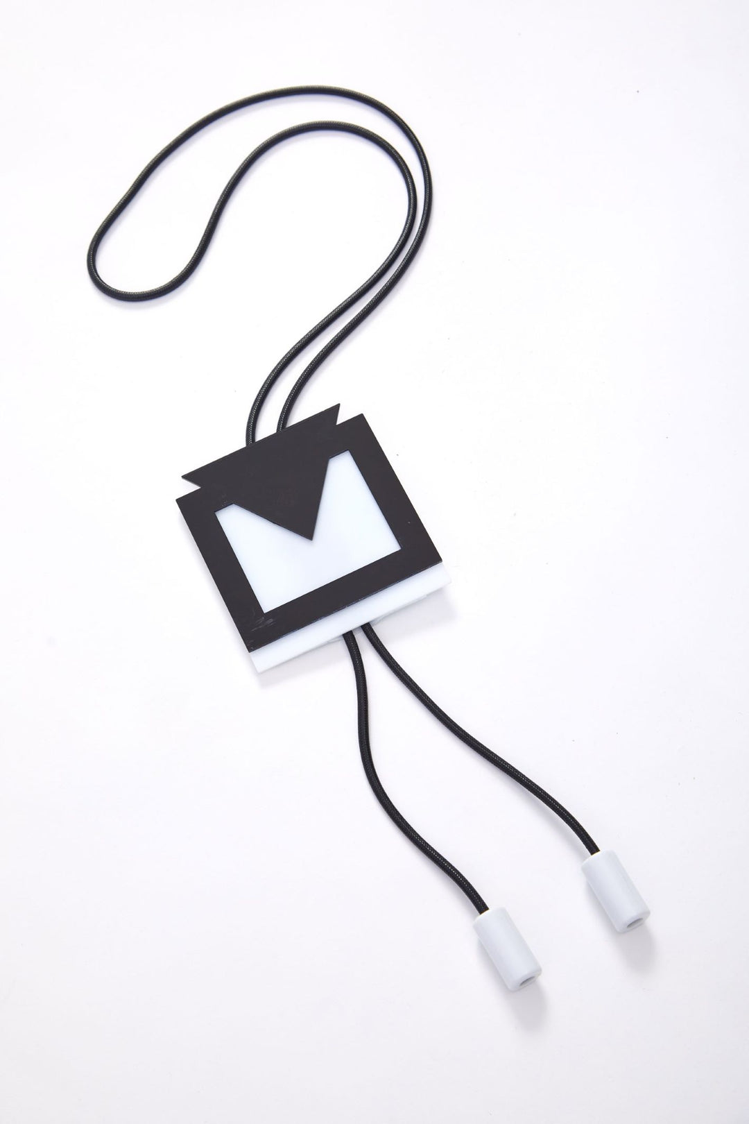Naya NAS23300 Black and White Square Necklace